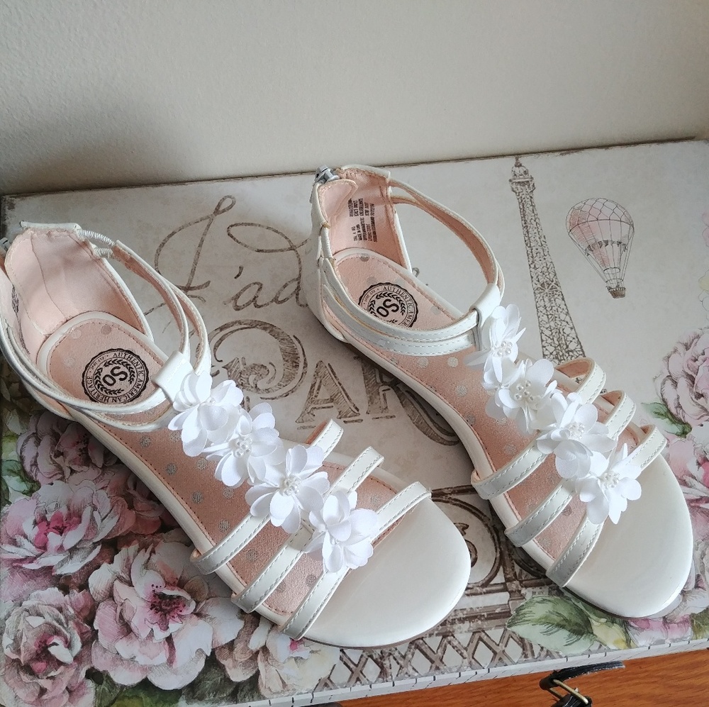 Special occasions dress sandal